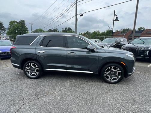 2025 Hyundai PALISADE SEL Premium