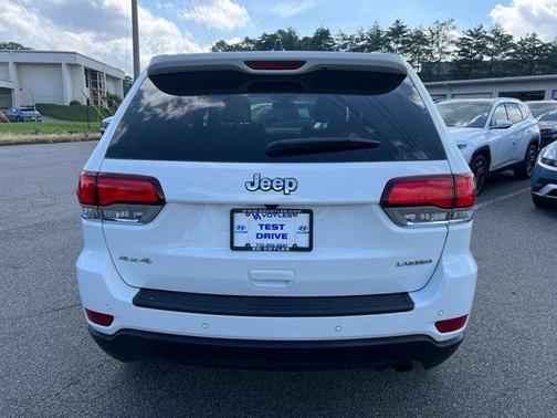 2020 Jeep Grand Cherokee Laredo E