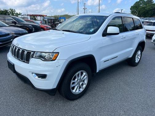 2020 Jeep Grand Cherokee Laredo E
