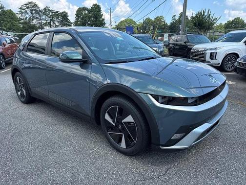 2025 Hyundai IONIQ 5 SE