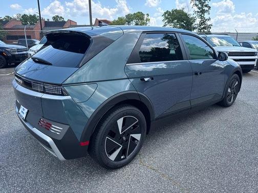 2025 Hyundai IONIQ 5 SE