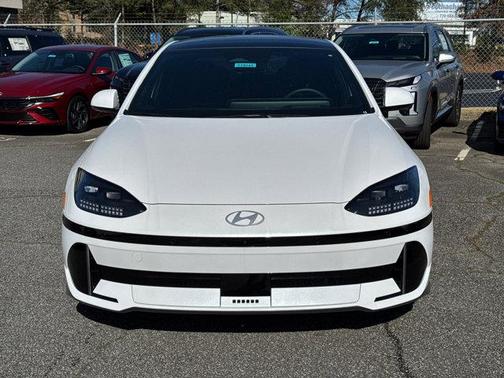 2025 Hyundai IONIQ 6 Limited