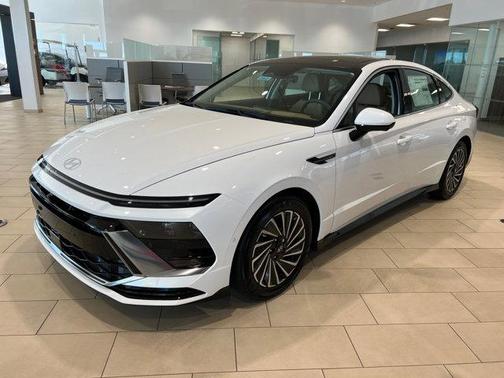 2025 Hyundai SONATA Hybrid Limited