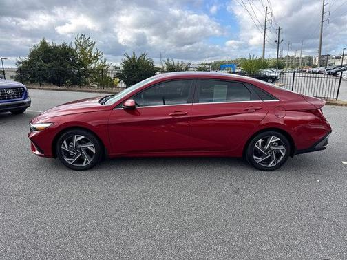 2025 Hyundai ELANTRA SEL Convenience