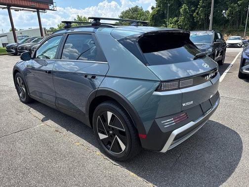 2025 Hyundai IONIQ 5 SEL