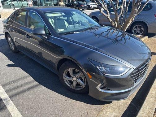 2022 Hyundai SONATA SE