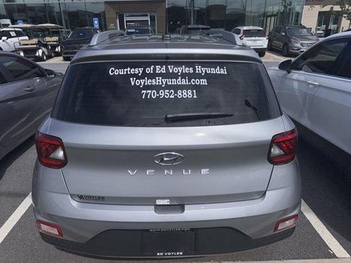 2025 Hyundai VENUE SEL
