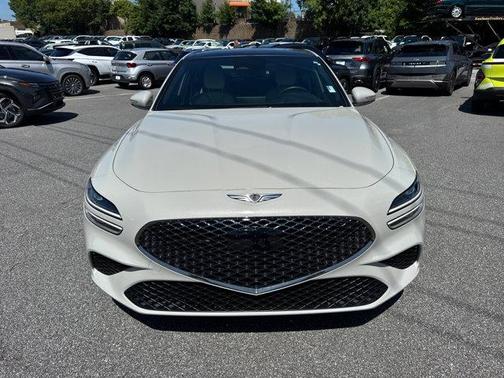 2024 Genesis G70 2.5T