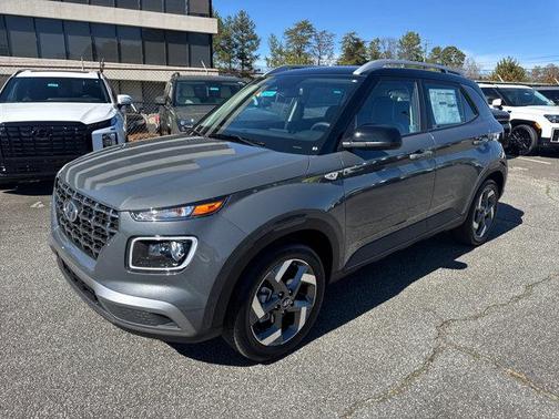 2025 Hyundai VENUE Limited