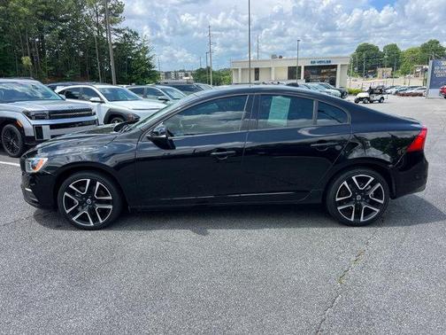 2018 Volvo S60 T5 Dynamic