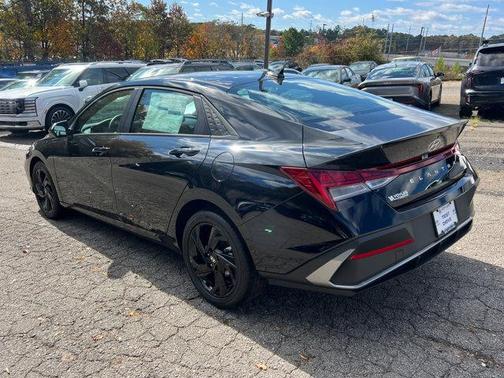 2026 Hyundai ELANTRA HEV SEL Sport