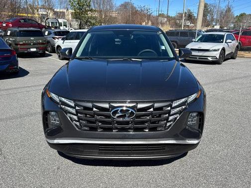 2023 Hyundai TUCSON SE