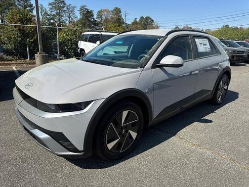 2025 Hyundai IONIQ 5 SEL