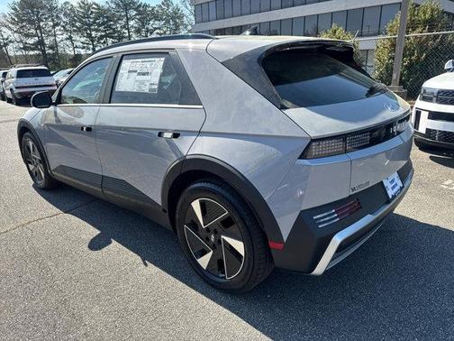 2025 Hyundai IONIQ 5 SEL