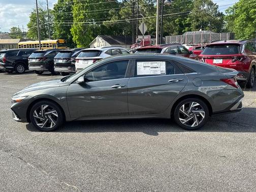 2025 Hyundai ELANTRA HEV Limited