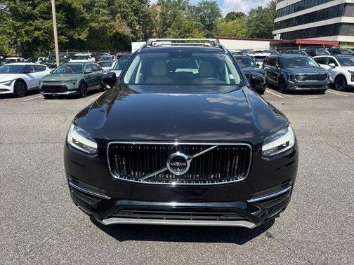 2018 Volvo XC90 T6 Momentum
