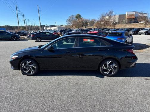 2025 Hyundai ELANTRA SEL Convenience