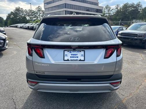 2025 Hyundai TUCSON SEL