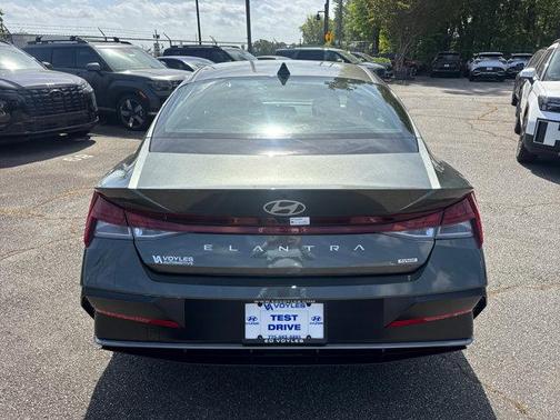 2025 Hyundai ELANTRA HEV Limited