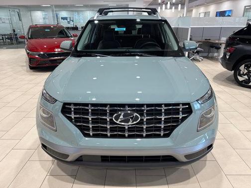 2025 Hyundai VENUE Limited