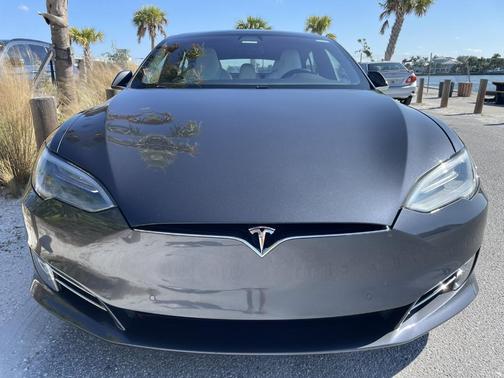 2019 Tesla Model S 