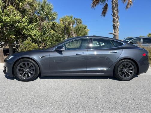 2019 Tesla Model S 