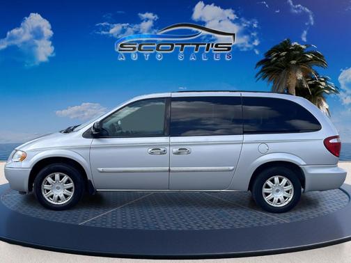 2007 Chrysler Town & Country Touring