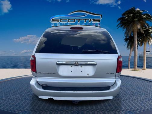2007 Chrysler Town & Country Touring