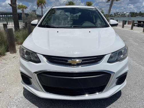 Summit White 2019 Chevrolet Sonic LT