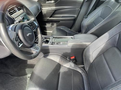 2018 Jaguar XE 20d R-Sport