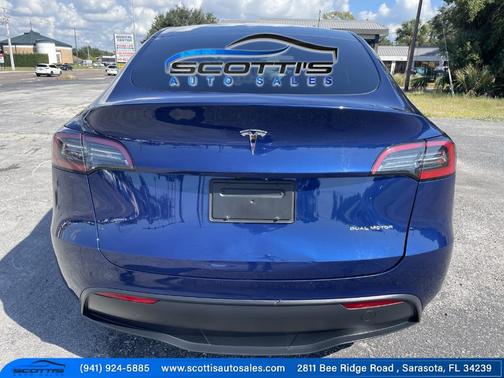 2024 Tesla Model Y Long Range