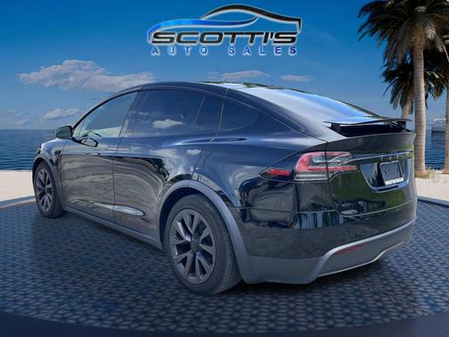 2023 Tesla Model X Standard Range