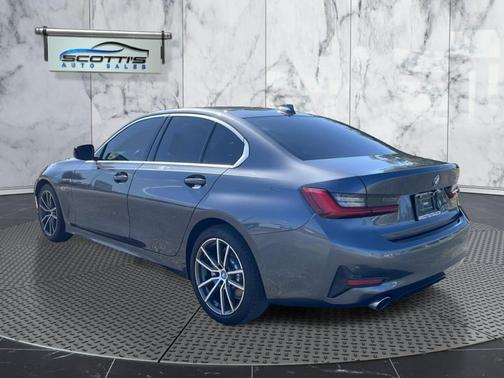 2022 BMW 330e 330e
