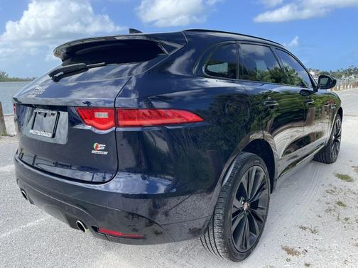 2020 Jaguar F-PACE S