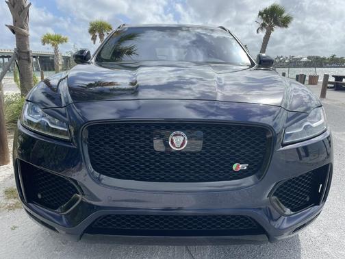 2020 Jaguar F-PACE S