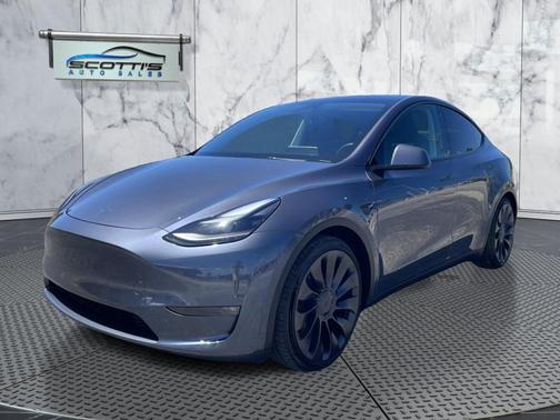2023 Tesla Model Y Performance