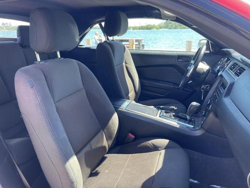 2014 Ford Mustang V6 Premium