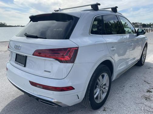 2022 Audi Q5 45 S line quattro Premium