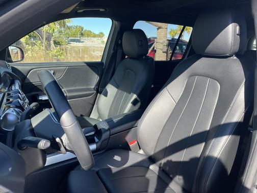 2021 Mercedes-Benz GLB 250 GLB 250