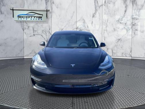 2020 Tesla Model 3 Standard Range Plus