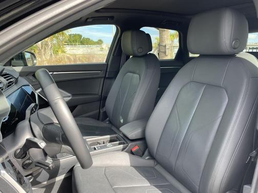 2021 Audi Q3 40 Premium