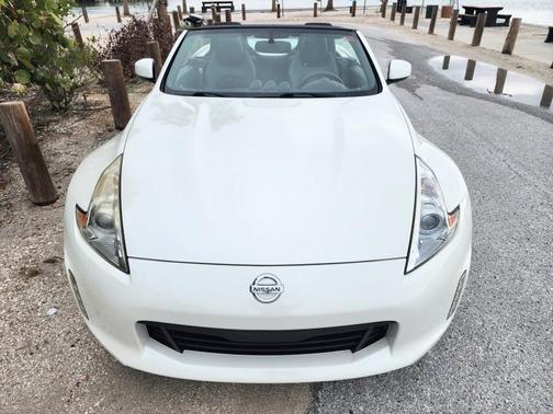 2014 Nissan 370Z Touring
