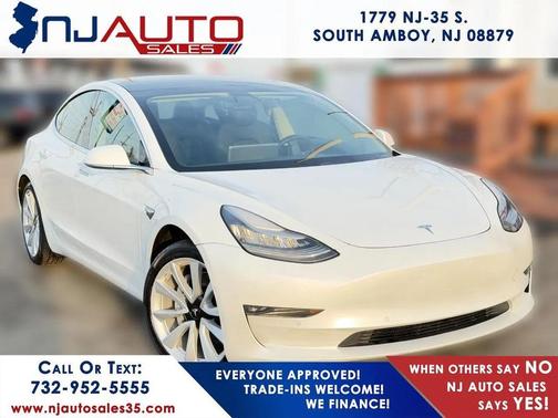 Pearl White Multi-Coat 2019 Tesla Model 3 Performance