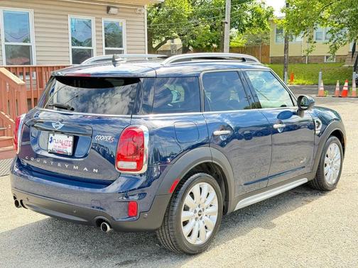 MINI Yours Lapisluxury Blue 2018 MINI Countryman Cooper S ALL4