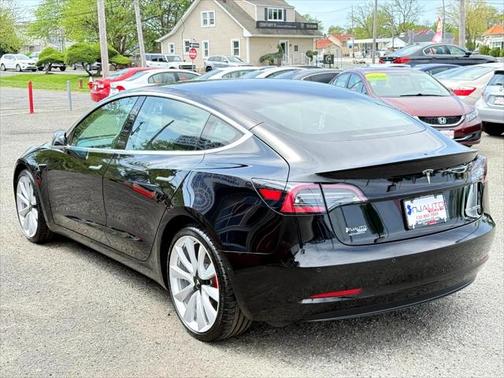 2019 Tesla Model 3 Performance