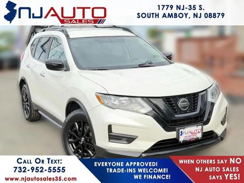 Pearl White 2018 Nissan Rogue SV
