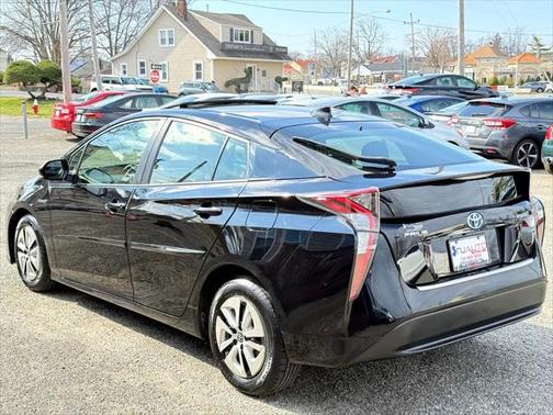 2017 Toyota Prius Three