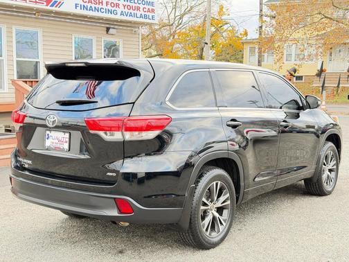 2018 Toyota Highlander LE Plus