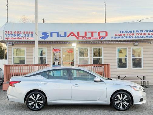 2021 Nissan Altima 2.5 SV