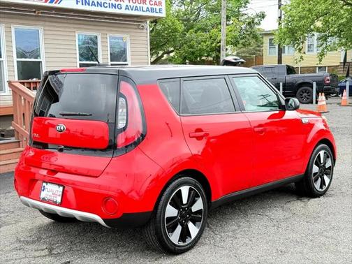 2017 Kia Soul +